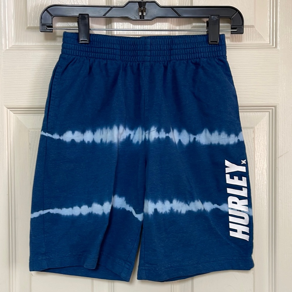 Hurley boys shorts. Size small. Great condition!